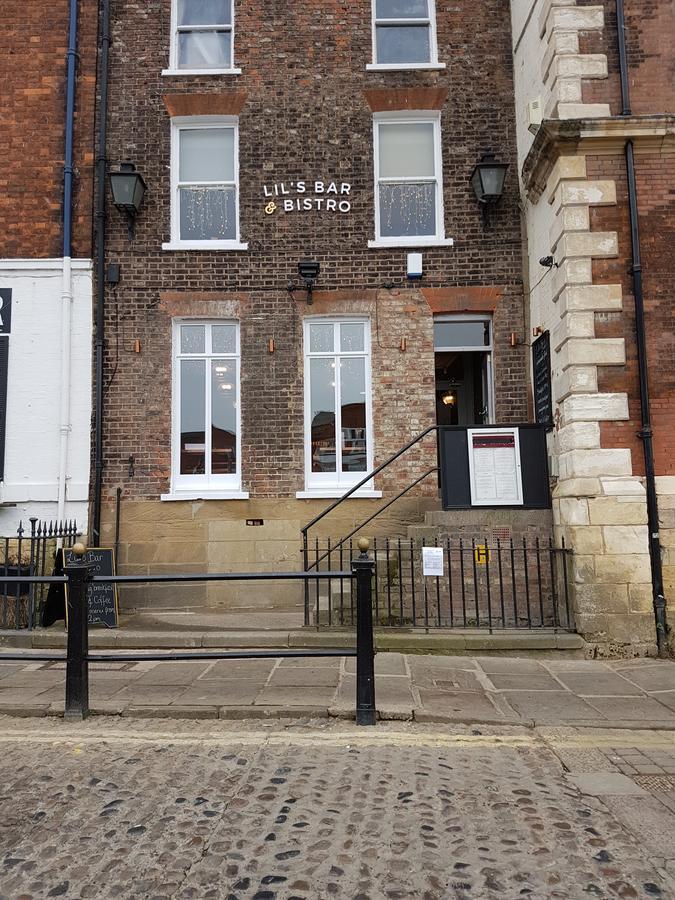 Lil'S Bar And Bistro Hotell York Eksteriør bilde