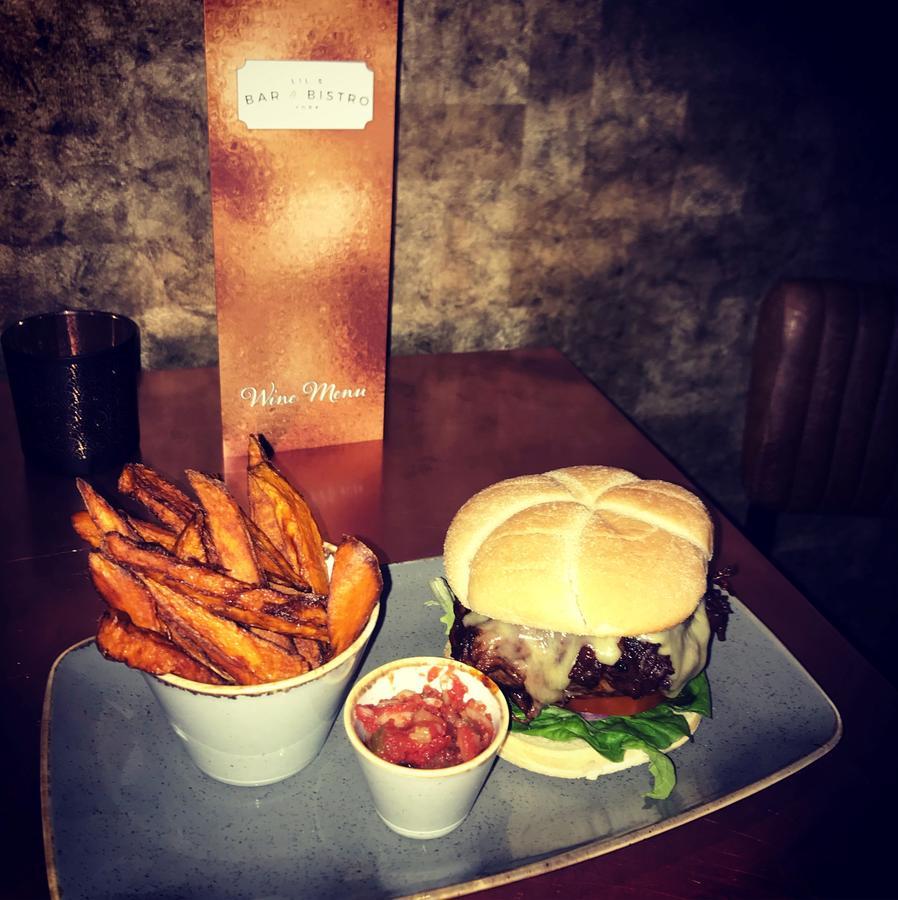 Lil'S Bar And Bistro Hotell York Eksteriør bilde